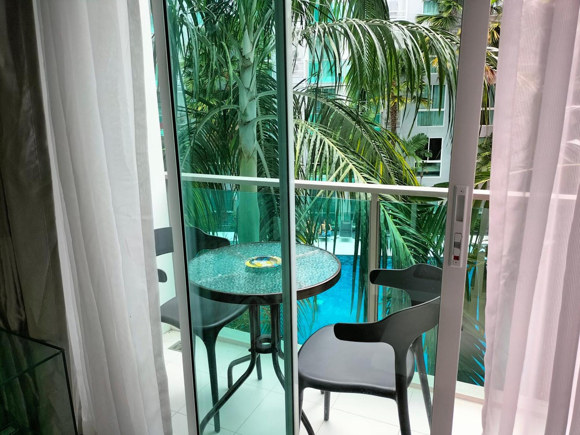 City Center Residents Pattaya Exterior photo