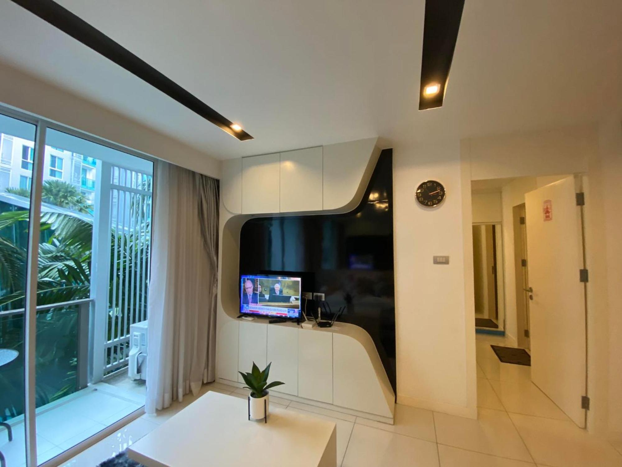 City Center Residents Pattaya Exterior photo